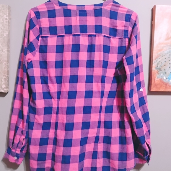 Women's old navy plaid - Picture 2 of 2